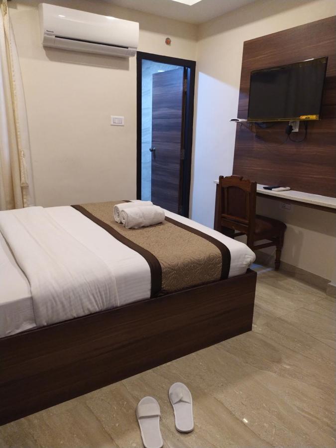 Hotel White Boutique Puduccseri Kültér fotó