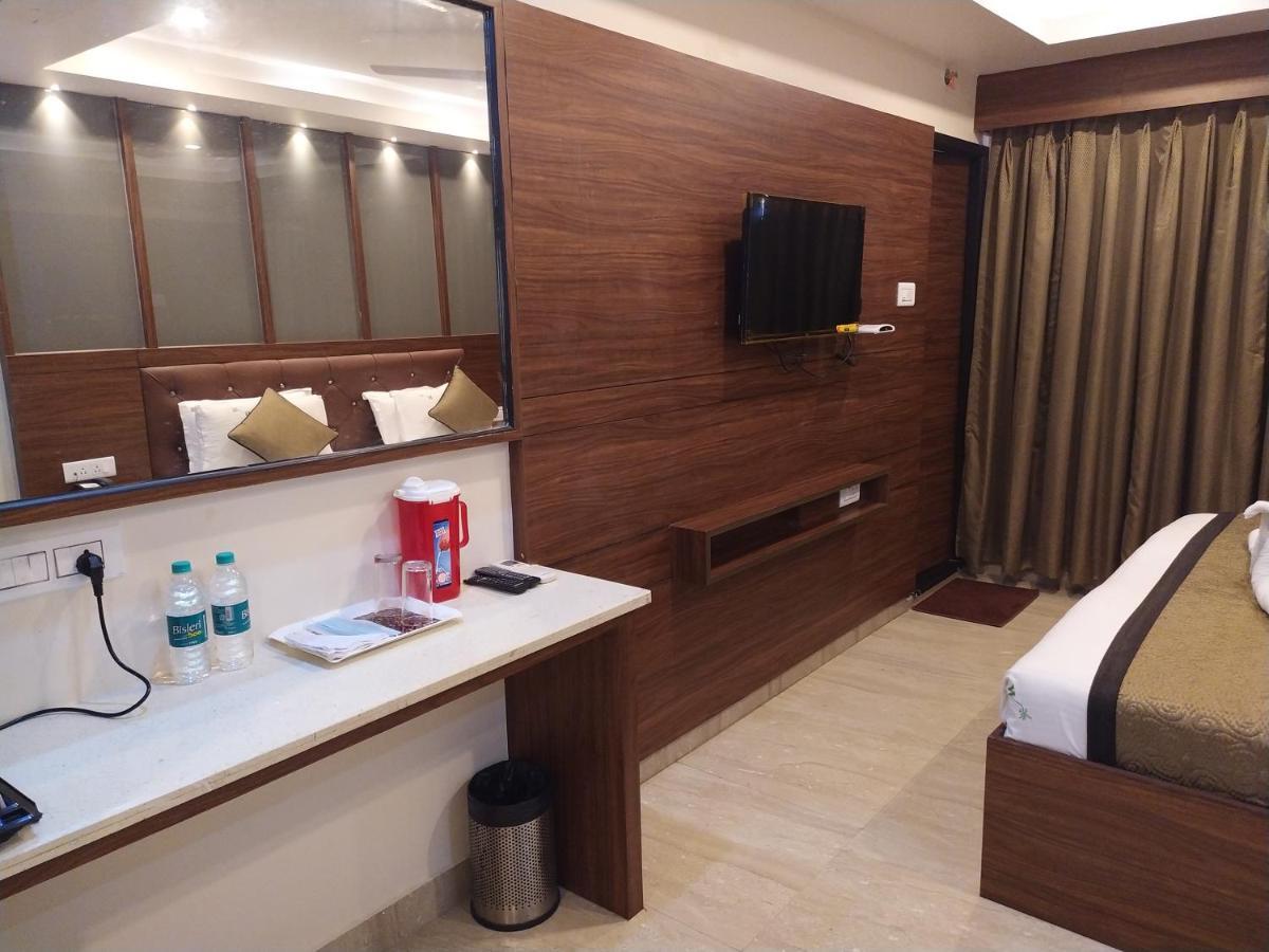 Hotel White Boutique Puduccseri Kültér fotó