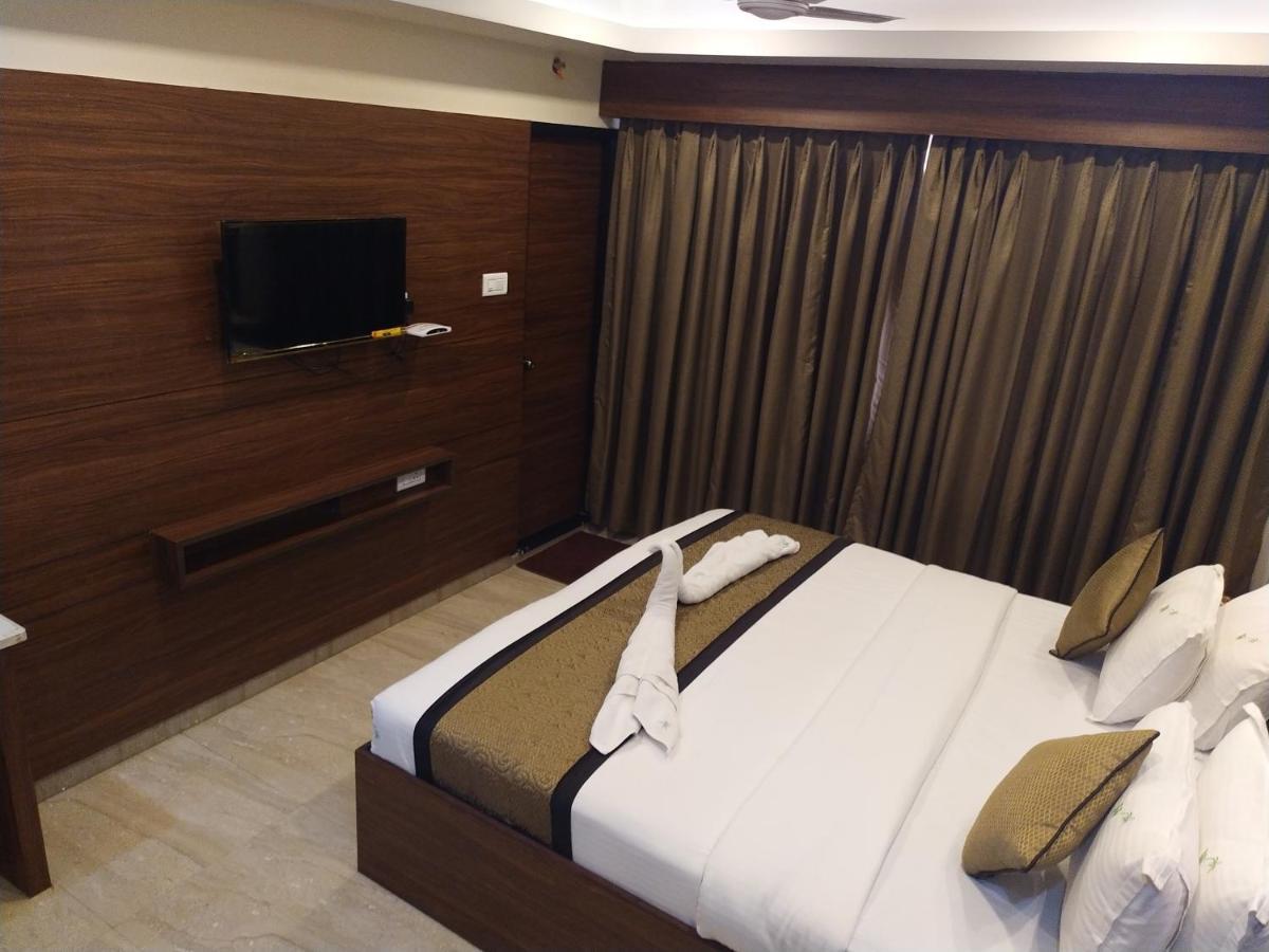 Hotel White Boutique Puduccseri Kültér fotó