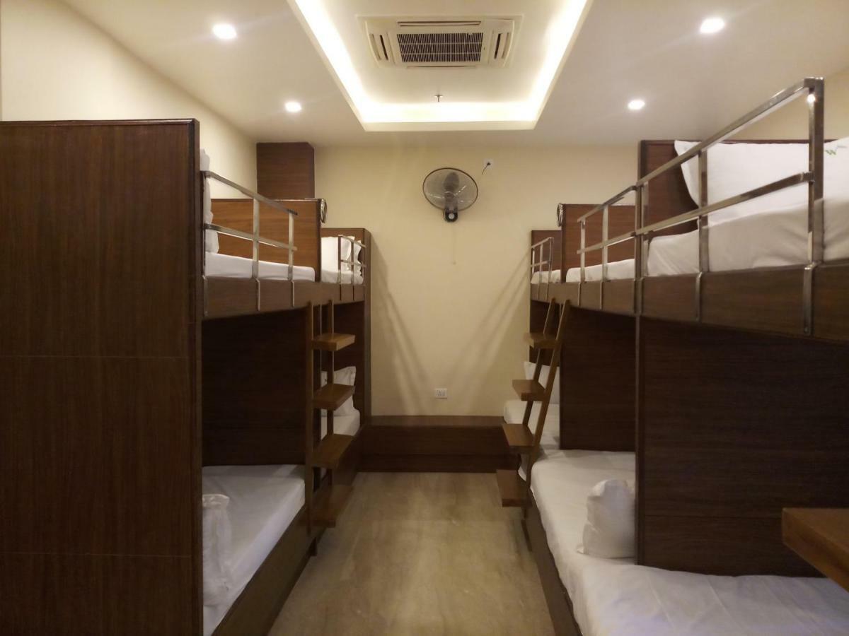 Hotel White Boutique Puduccseri Kültér fotó