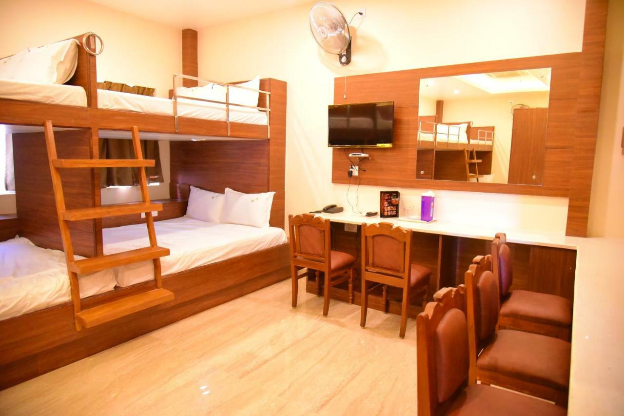 Hotel White Boutique Puduccseri Kültér fotó
