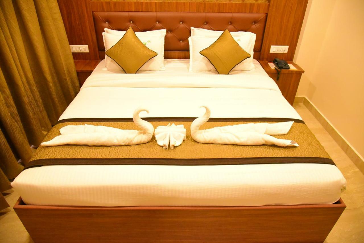 Hotel White Boutique Puduccseri Kültér fotó